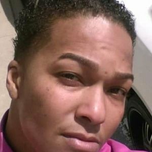 Meet your Posher, Adrienne